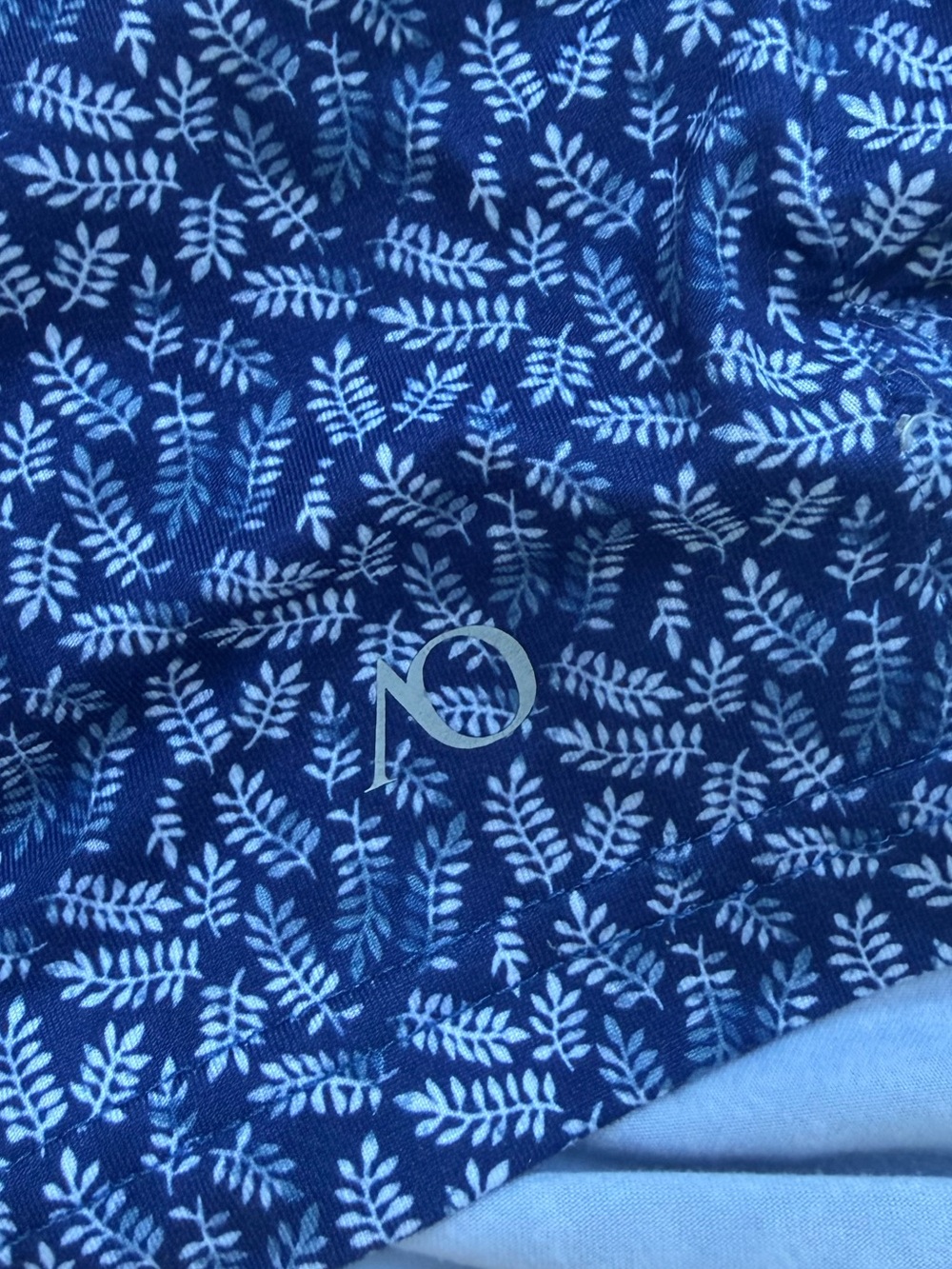 AndersonOrd Performance Golf Polo Shirt Men’s XL Blue Leaf Print Stretch EUC - Picture 4 of 8